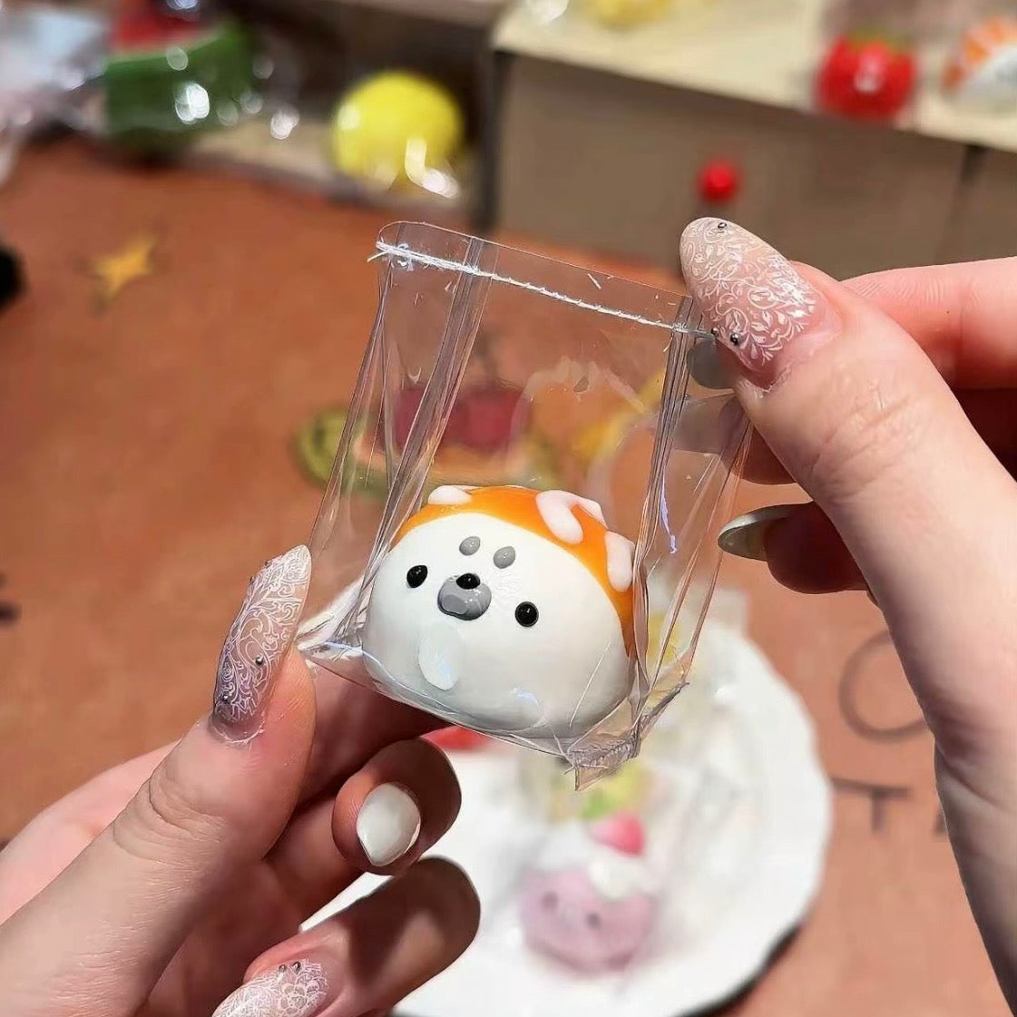 Snacky Seal Mini Squishy